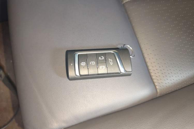 Used GAC Trumpchi M8 2023 Lingxiu Series 390T Prestige Edition