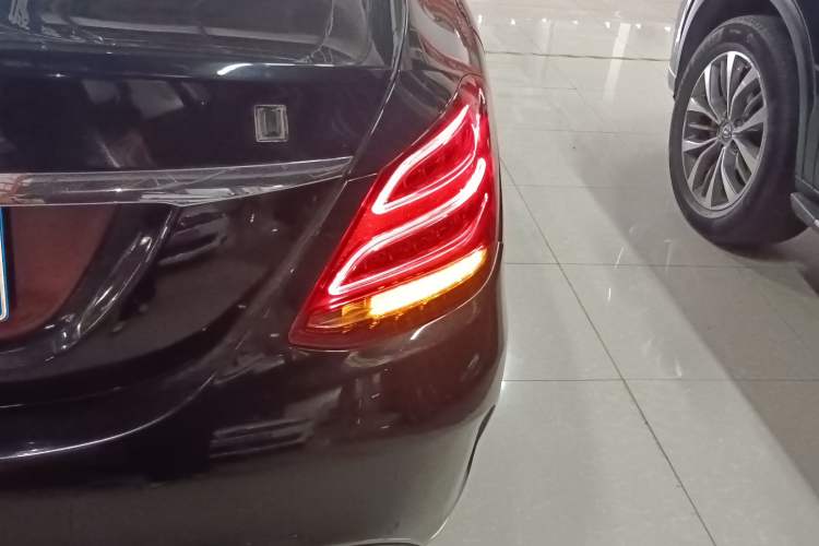 Used Mercedes-Benz C-Class 2017 Facelift C 200 L Sport Edition
