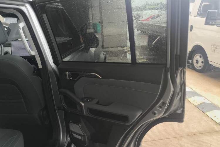 Used JETOUR Traveler 2023 2.0T All-Wheel-Drive CrossPRO