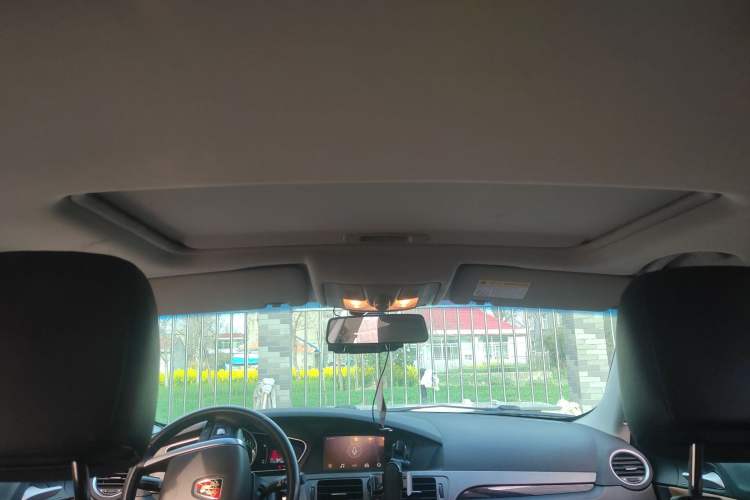 Used Roewe e550 2016 Deluxe Edition Headliner