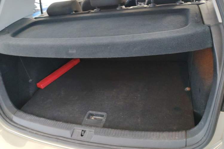 Used Volkswagen Golf 2018 1.6L Automatic Fashion Model