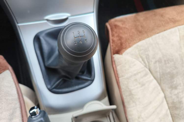 Used Toyota Corolla 2013 Special Edition 1.6L Manual Cool GL Model
