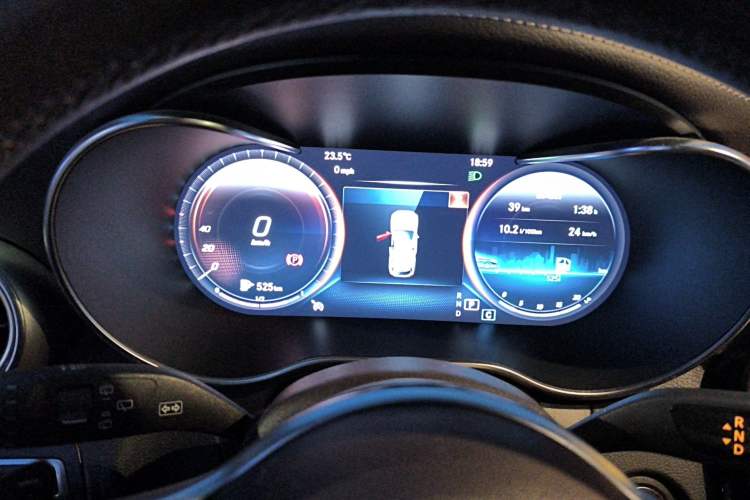 Used Mercedes-Benz GLC 2021 GLC 260 L 4MATIC Dynamic Edition Instrument Cluster