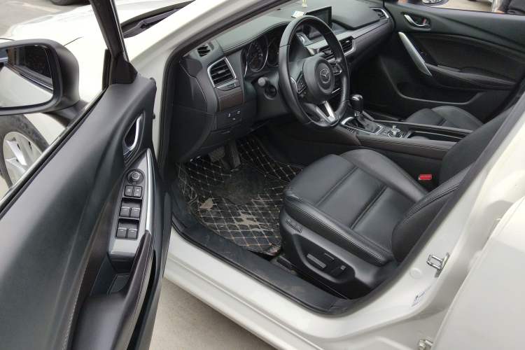 Used Mazda Atenza 2018 2.0L Blue Sky Luxury Edition China VI Standard
