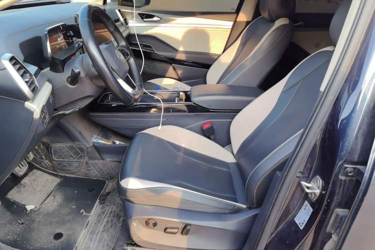 Used Volkswagen ID.6 CROZZ 2021 Long-Range PURE+ Edition Left Front Seat