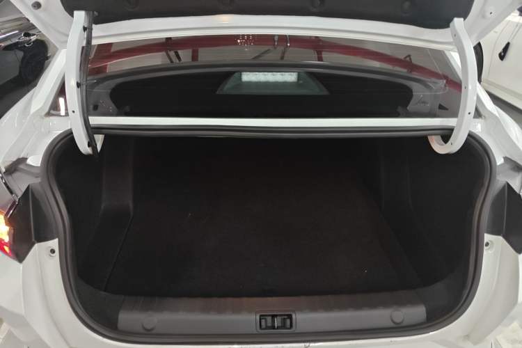 Used Dongfeng Aeolus Yixuan 2024 1.5L Automatic JingSu Edition
