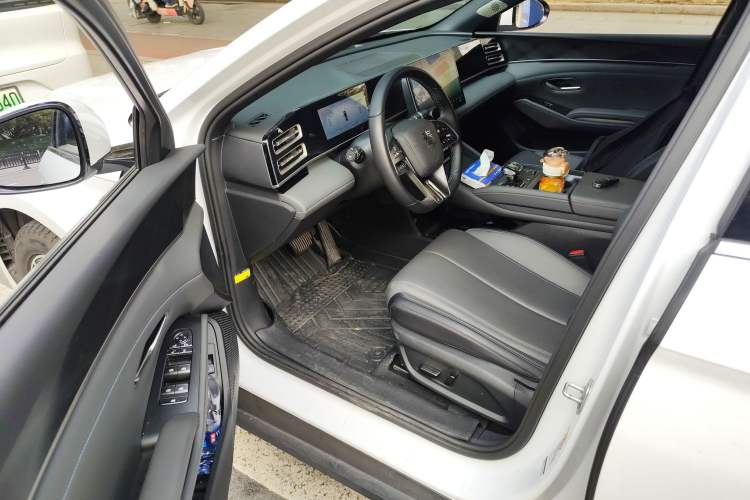 Used BYD Qin L 2024 DM-i 120KM Leading Model