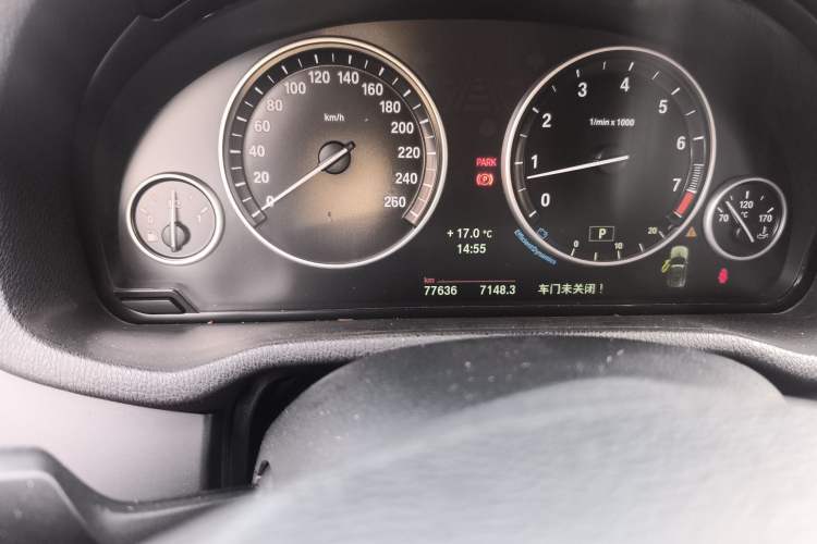 Used BMW X3 2013 Facelifted xDrive20i Luxury Edition Odometer Close Up