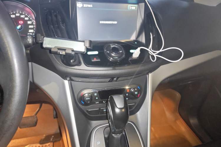 Used Ford Kuga 2015 1.5L GTDi Two-Wheel Drive Fashion Edition
