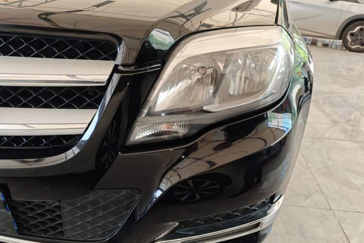 Used Mercedes-Benz GLK-Class 2013 GLK 300 4MATIC Dynamic Sunroof Model Left Front Headlight