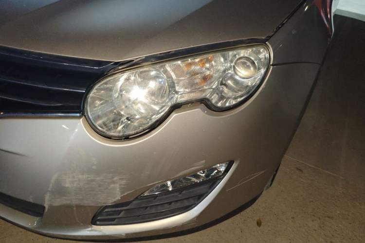 Used Roewe 550 2012 550 1.8T Automatic Full-Gold Limited Edition
