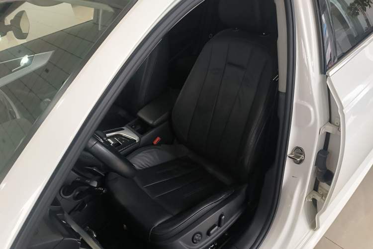 Used Audi A4L 2017 Plus 40 TFSI Fashion Model