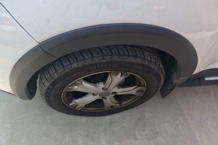 Used Haval H1 2016 Red-Label 1.5L AMT Luxury Model