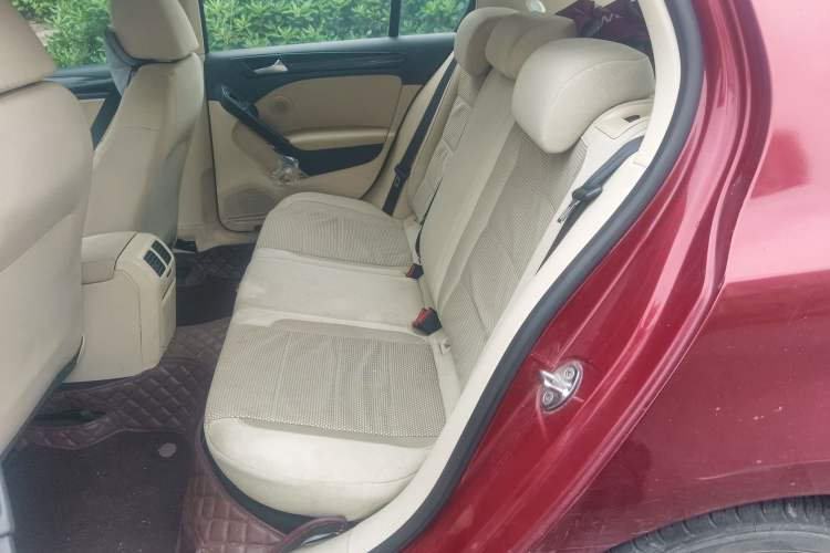 Used Volkswagen Golf 2012 1.6L Automatic Comfort Model Left Rear Seat