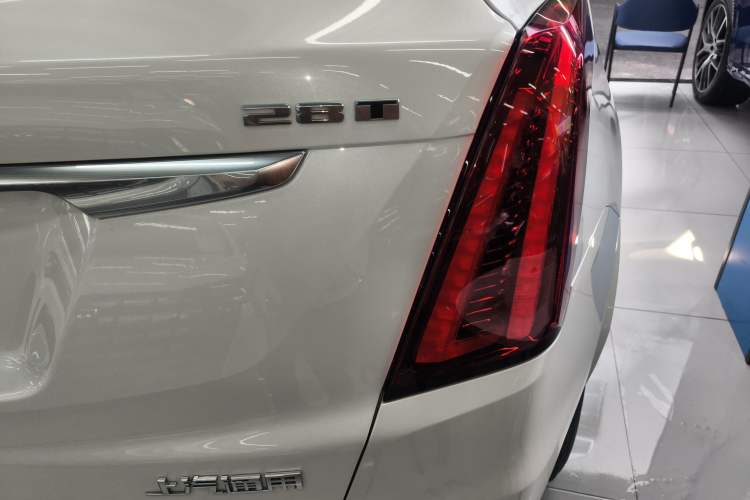 Used Cadillac XT5 2021 2.0T Two-Wheel Drive Luxury Version