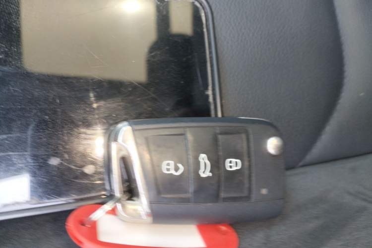 Used Volkswagen Tiguan L 2021 330TSI Automatic Two-Wheel Drive R-Line Enhanced Edition Vehicle Key