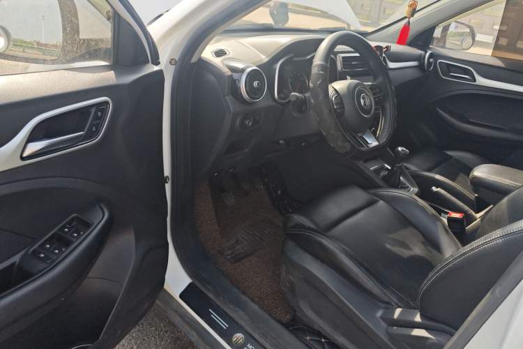 Used MG ZS 2020 Global Bestseller with 1.5L Engine Manual Transmission and a Massive 65-Inch Panoramic Sunroof Version
