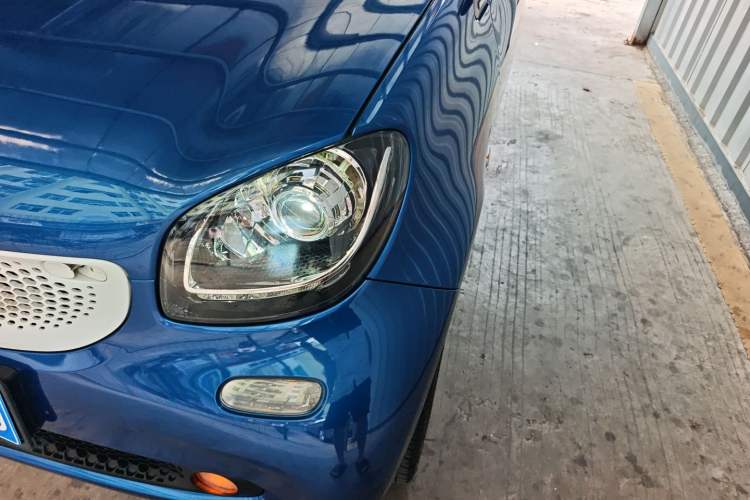 Used smart fortwo 2015 1.0L 52 kW Hardtop Passion Edition