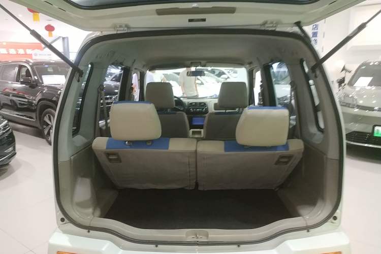 Used Suzuki Wagon R 2015 1.0L Manual Comfort Model
