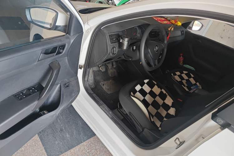 Used Volkswagen Santana 2021 1.5L Manual Fashion Edition Driver Seat