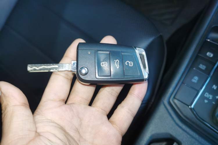 Used Volkswagen Lavida 2019 1.5L Automatic Comfort Edition China VI Standard Vehicle Key