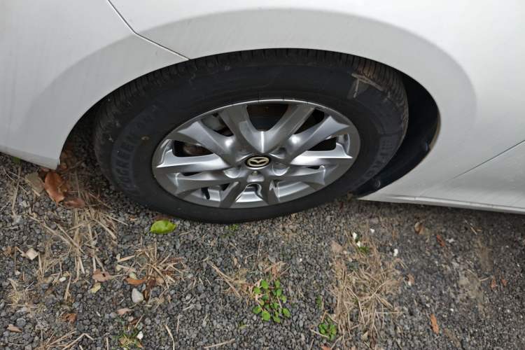 Used Mazda Mazda 3 Axela 2017 Sedan 1.5L Automatic Luxury Model China VI Standard