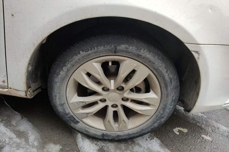 Used Geely Auto Emgrand 2016 Sedan 1.5L Manual Upward Edition