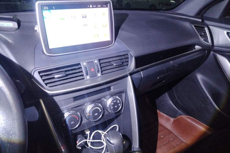 Used Mazda CX-4 2016 2.0L Automatic 2WD Blue Sky Dynamic Edition Audio And AC Panel