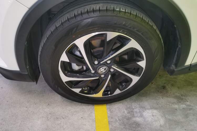 Used Toyota IZOA 2020 2.0L Enjoy Edition
