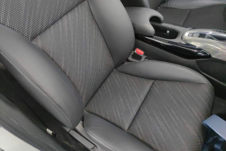 Used Honda XR-V 2017 1.8L EXi CVT Comfort Version Right Front Seat