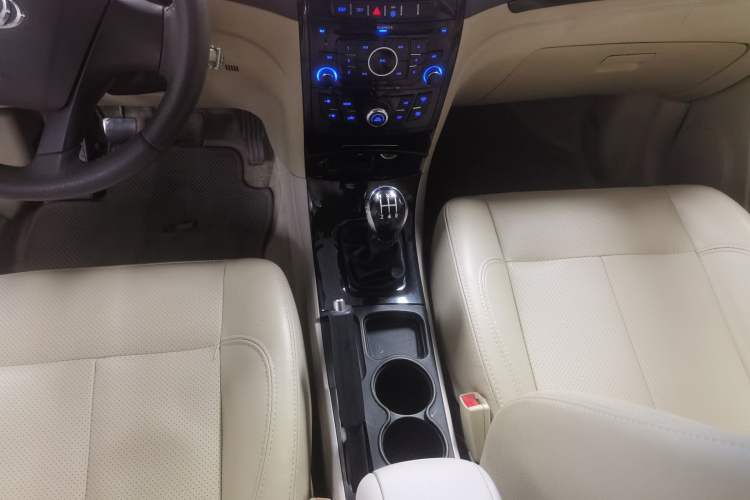 Used Geely Auto GC7 2013 1.5L Manual Luxury Model