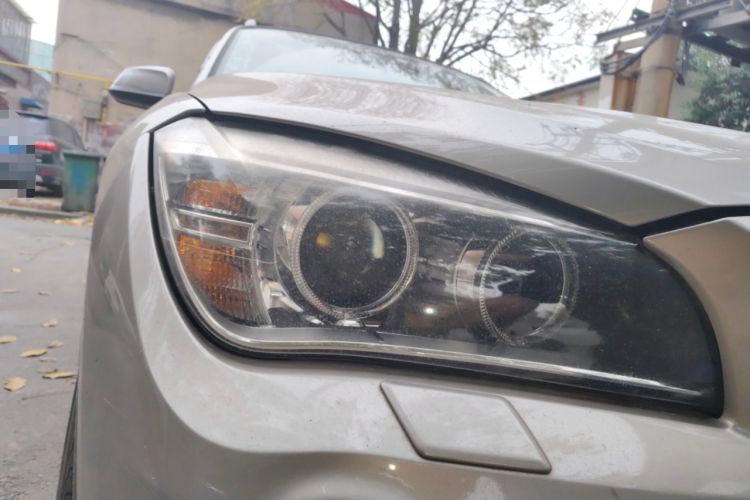 Used BMW X1 2015 sDrive18i Leading Edition
