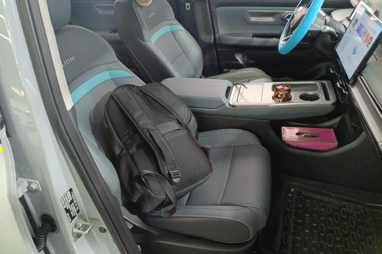 Used AION Y 2023 Plus 510 Smart Edition Right Front Seat