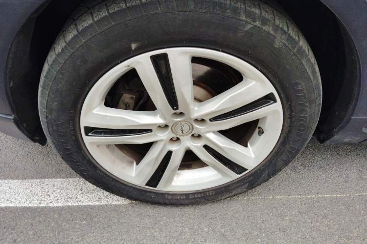 Used Zotye T700 2017 1.8T Dual-Clutch Luxury Model