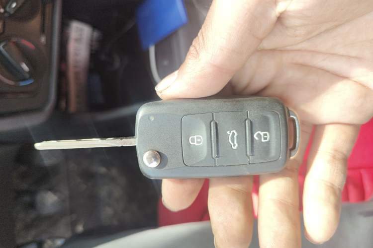 Used Volkswagen Santana 2019 1.5L Manual Fashion Edition China VI Standard Vehicle Key