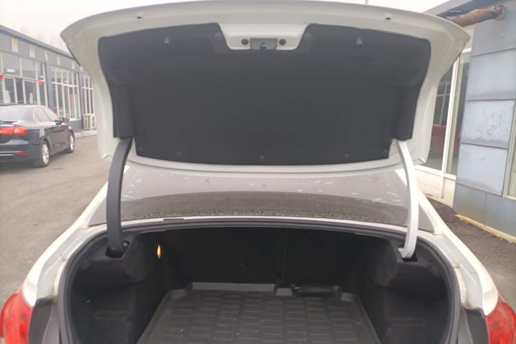 Used Citroen C4L 2015 1.2T Automatic Prestige Edition
