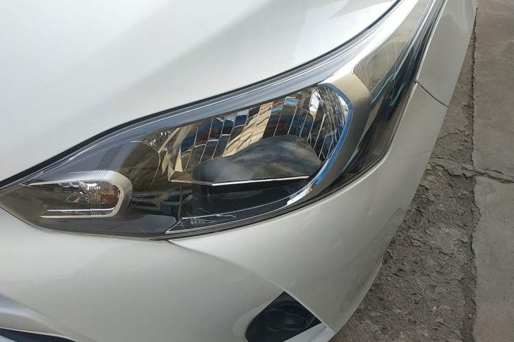 Used Toyota YARiS L Zhi Xiang 2017 1.5E CVT Dynamic Edition Left Front Headlight