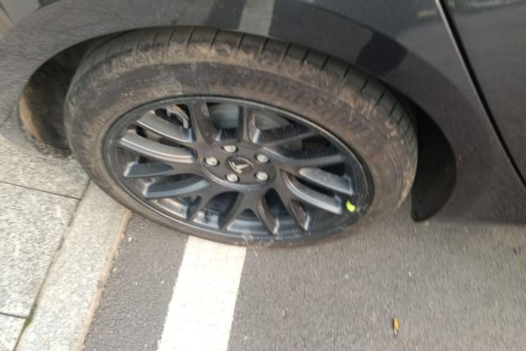 Used Tesla Model 3 2023 Rear-Wheel-Drive Version
