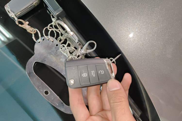 Used Skoda Kodiaq 2019 Facelifted TSI330 5-Seater Two-Wheel-Drive Luxury Enjoyment Edition China VI Standard
