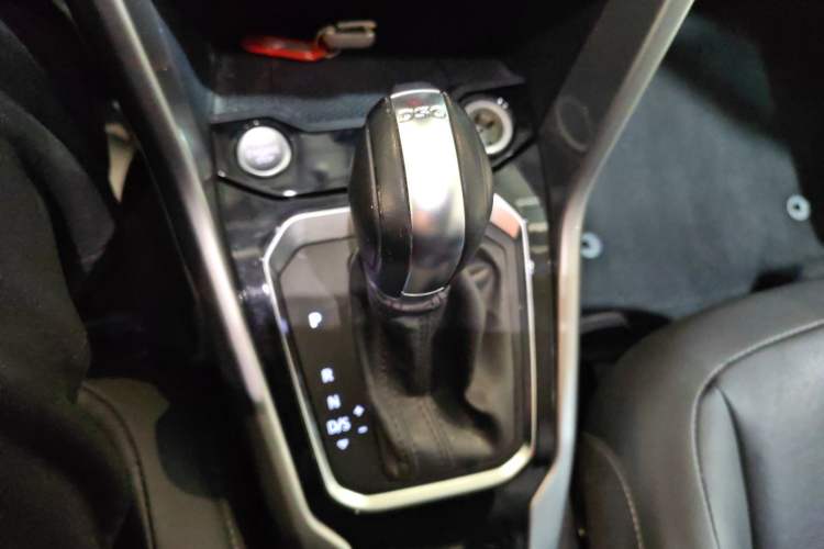 Used Volkswagen T-ROC 2022 280TSI DSG Two-Wheel Drive Elite PLUS