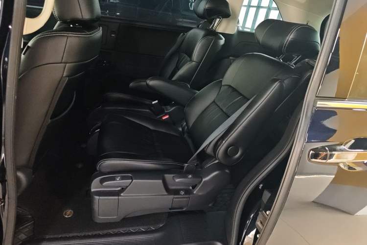 Used Honda Odyssey 2024 2.0L eHEV Sharp & Enjoy Edition
