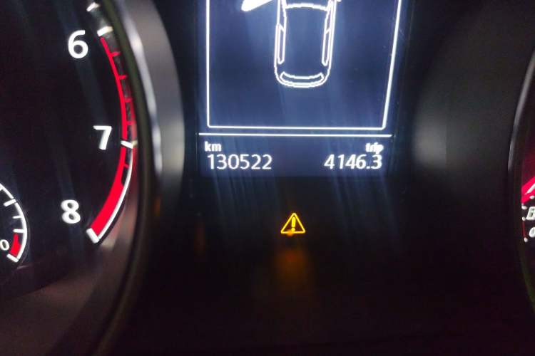 Used Volkswagen Golf 2018 280TSI Automatic R-Line Model Odometer Close Up