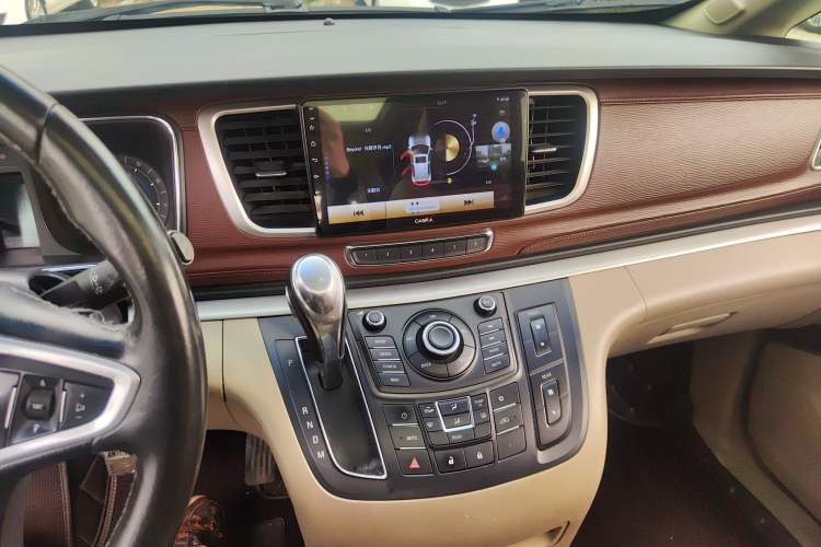 Used Buick GL8 2014 2.4L LT Luxury Business Executive Edition Audio And AC Panel