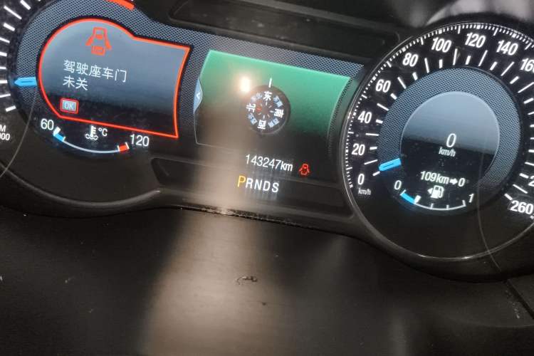 Used Ford Edge 2015 2.0T GTDi Four-Wheel Drive Prestige Model