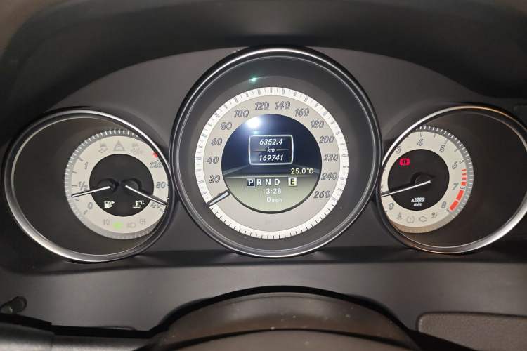 Used Mercedes-Benz C-Class 2011 C 200 CGI Elegant Model
