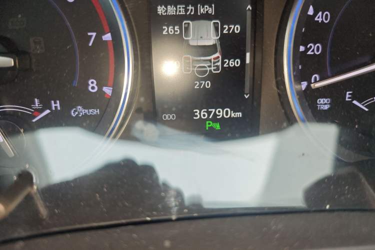 Used Toyota Highlander 2018 2.0T Four-Wheel Drive Prestige Version 7 Seats China V Emission Standard