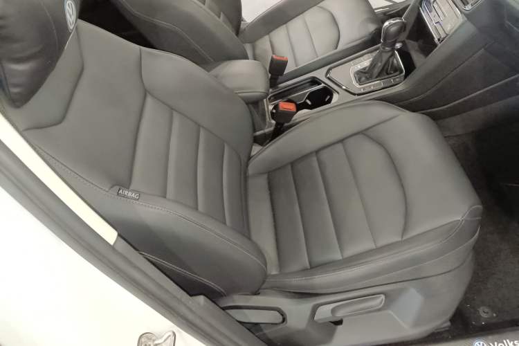 Used Volkswagen Tharu 2021 280TSI Two-Wheel-Drive Luxury Plus Edition
