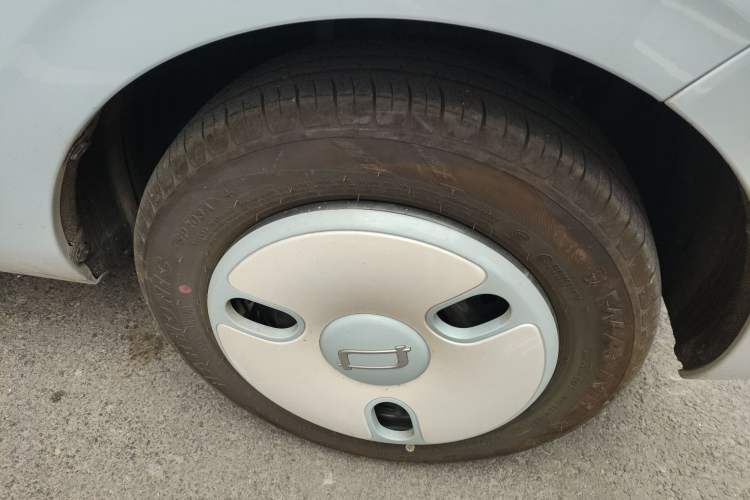 Used Bestune Pony 2025 222km Lightning Horse Right Front Wheel Hub