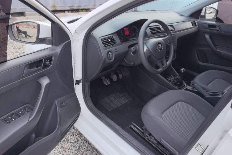 Used Volkswagen Santana 2021 1.5L Manual Fashion Edition Driver Seat