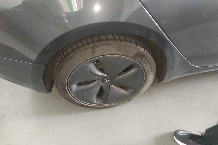 Used Tesla Model 3 (Import) 2019 Long-Range Rear-Wheel-Drive Version
